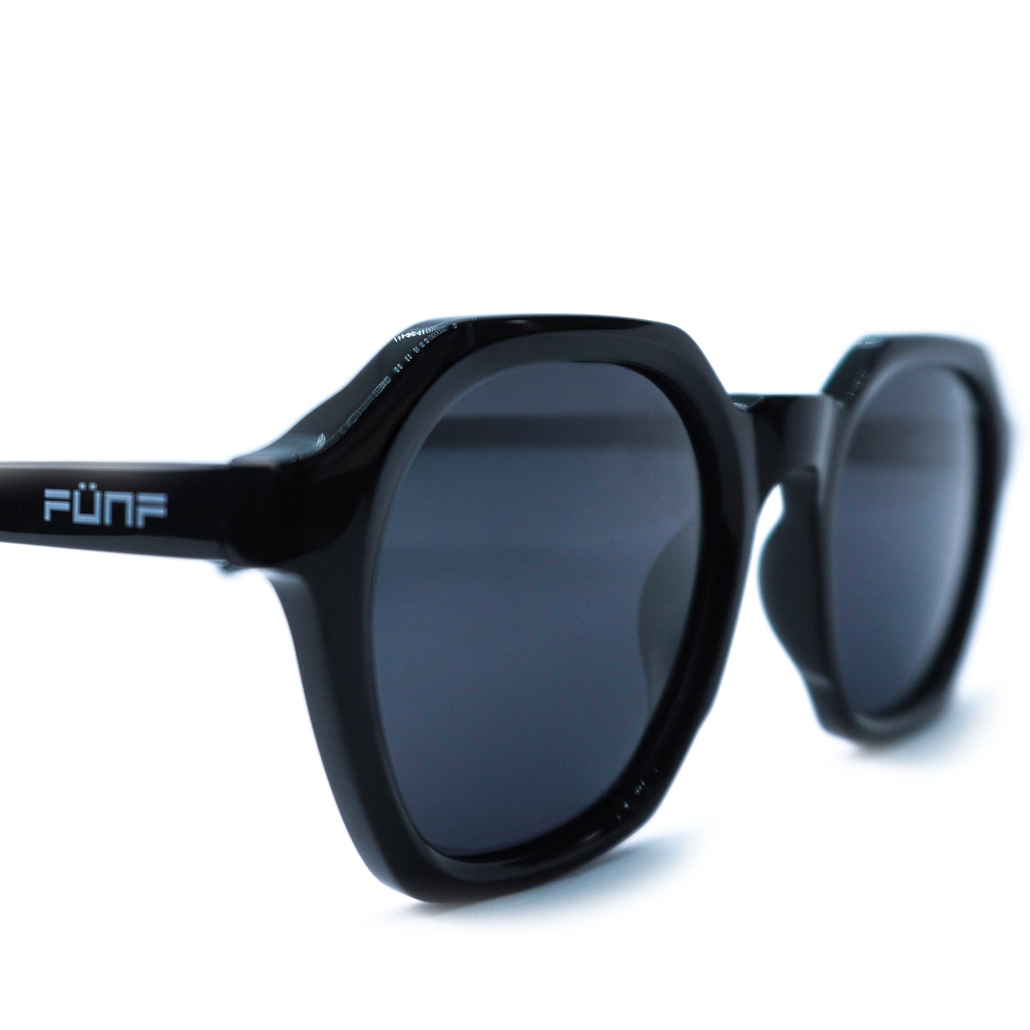 FÜNF Eyewear F-MACHT 30080 Sunglasses and Eyewear