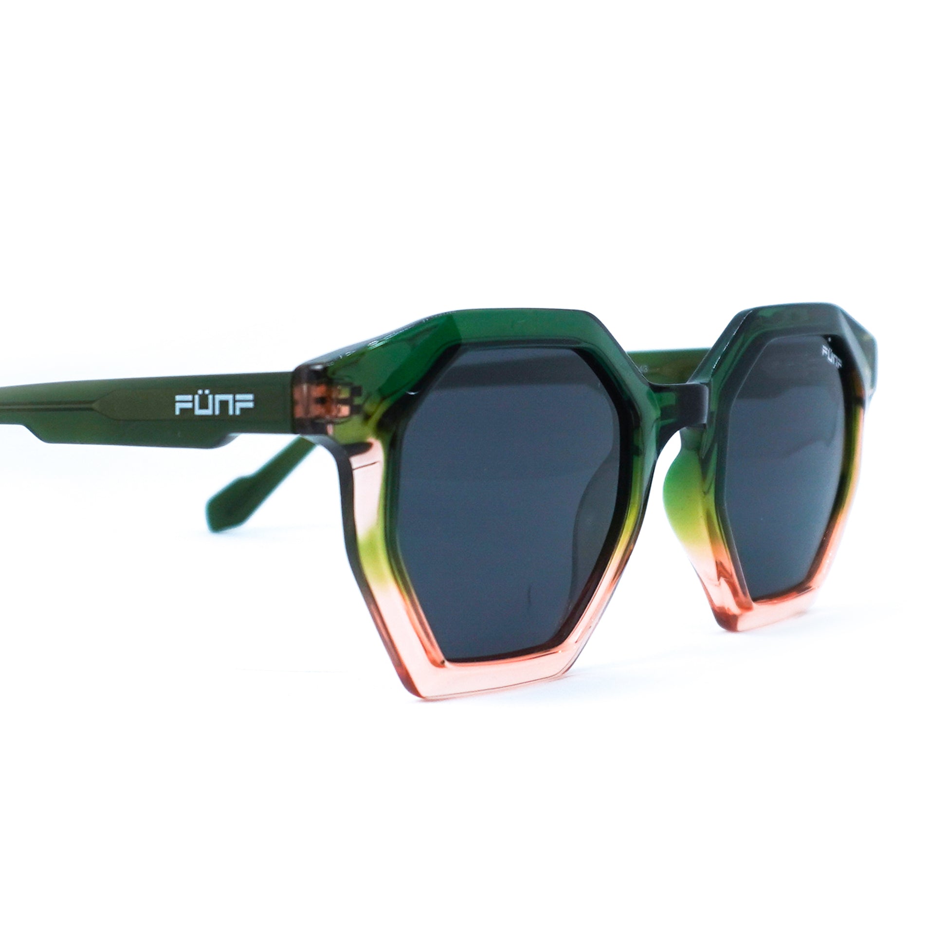 Gafas de sol octagonales, color verde con rosa.