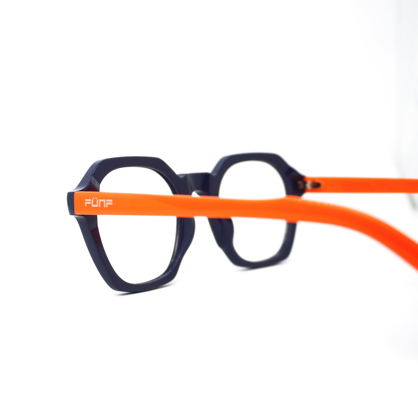 Gafas para formula, color azul oscuro con naranja.