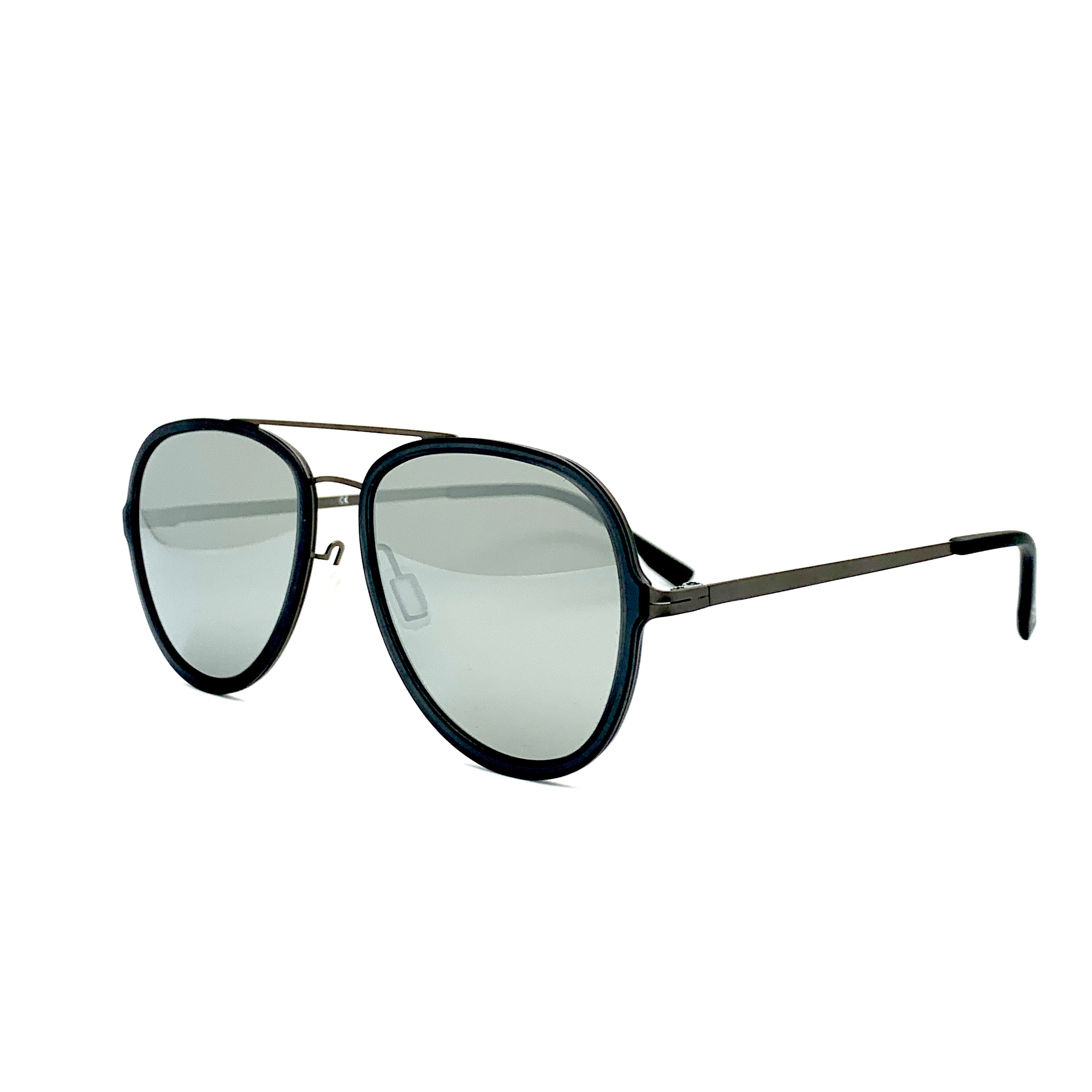 Funf_F-BT6302S_gunflash_left